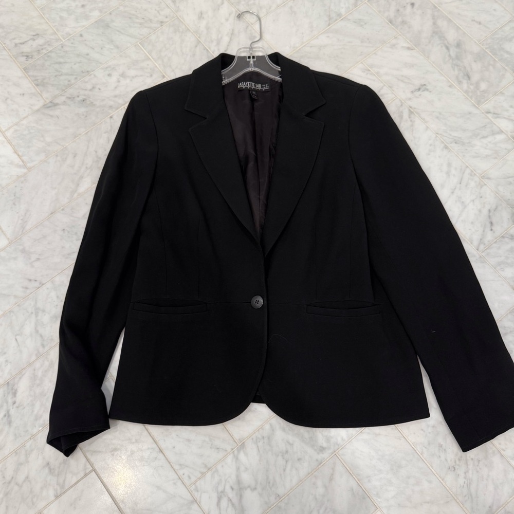 Lafayette 148 Audra Black Crepe Nylon Classic Business Causal Blazer Size 12 P
